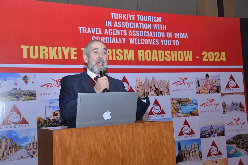 H.E. Mr. Firat Sunel, Turkiyes Ambassador to India addressing the gathering at the Roadshow