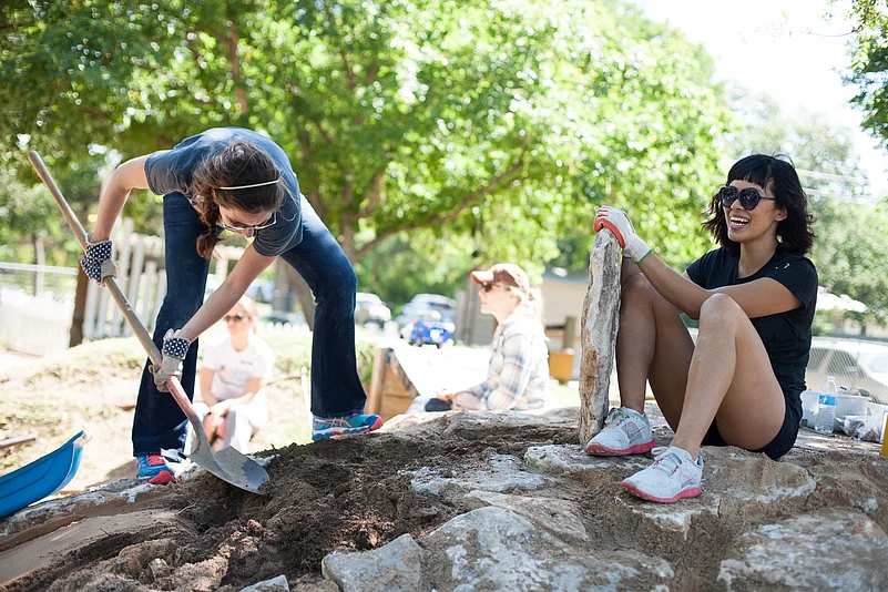 Volunteers in Texas, USA