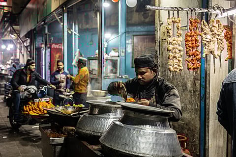 Eateries near Nizamuddin Dargah