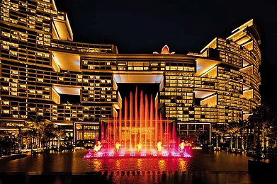 All photo credits: Atlantis The Royal : The Skyblaze Fountain