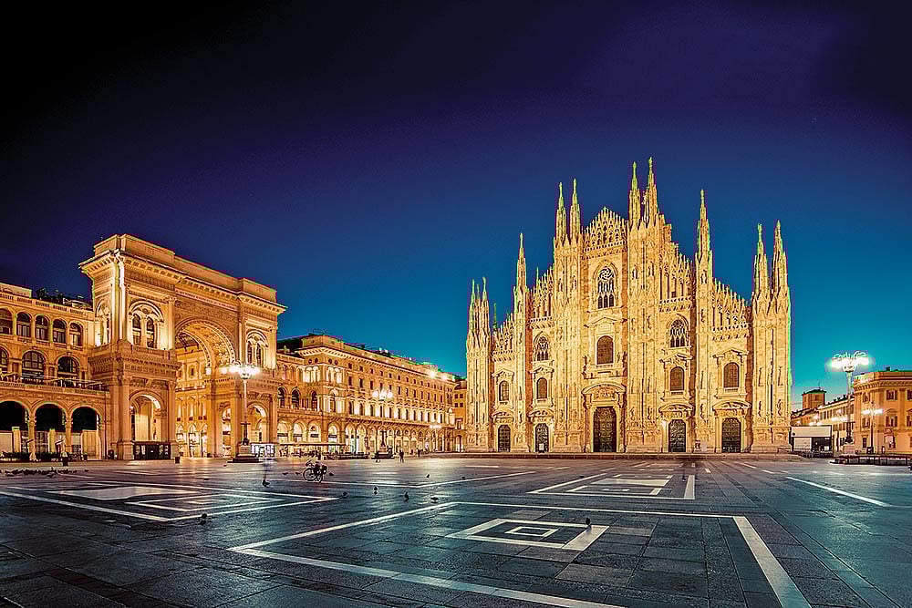 Photo: Shutterstock : The grand Duomo di Milano