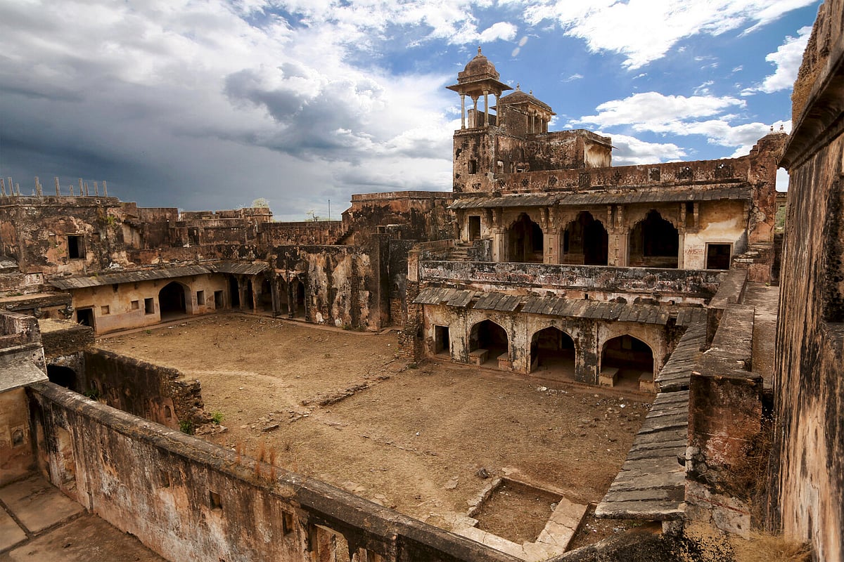 Rohtasgarh Fort, standing at a height of 1500 meters, is among the oldest fortifications in the country