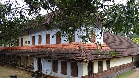 Built in the typical Kerala style of architecture, this edifice is the former family home and is more than 300 years old