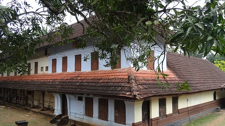 Built in the typical Kerala style of architecture, this edifice is the former family home and is more than 300 years old