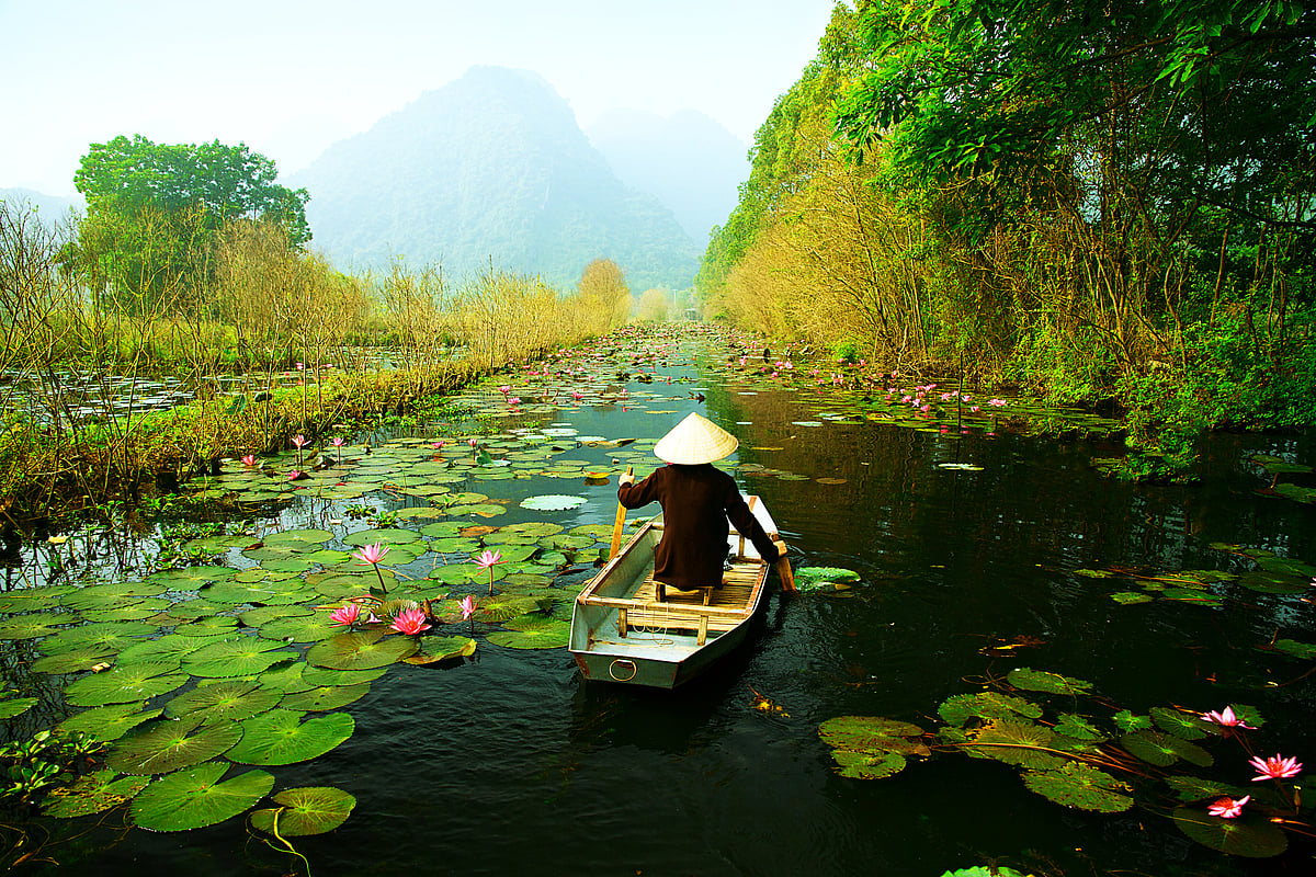 Shutterstock : The beautiful country of Vietnam is more than its beaches