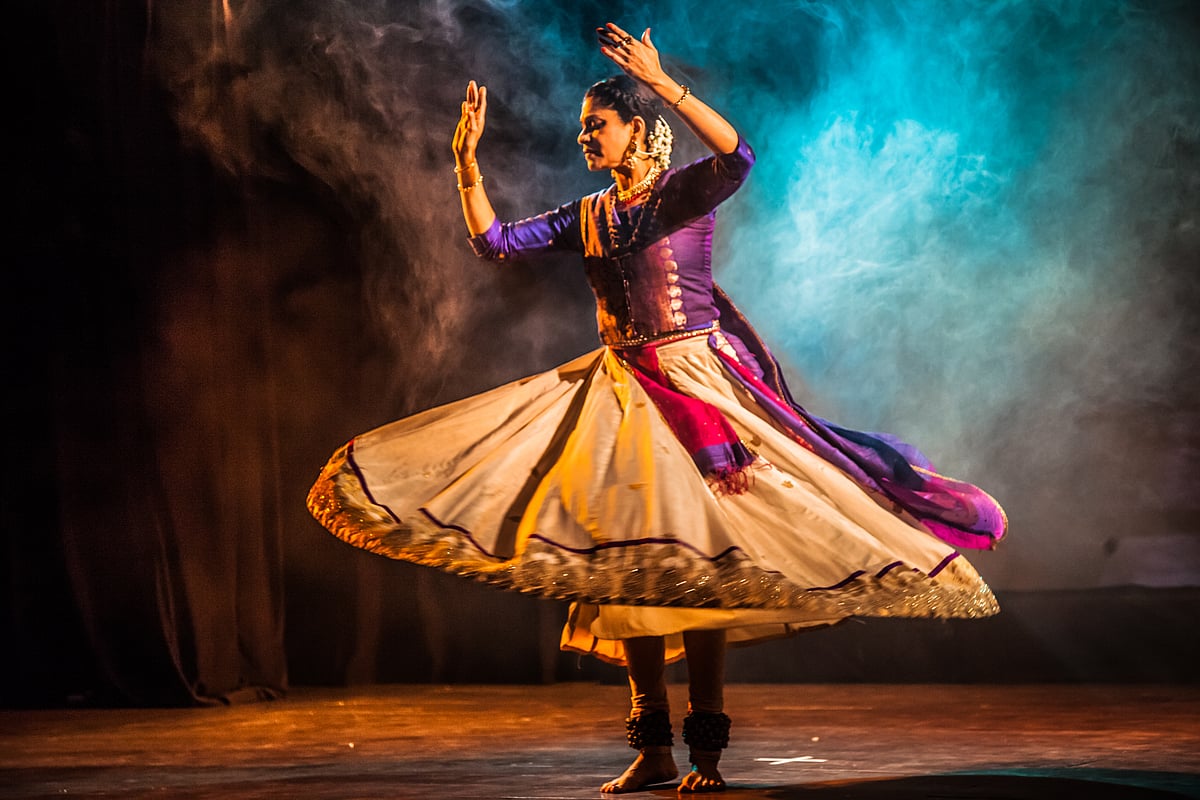 JN STUDIO on Shutterstock.com : Book your tickets for a unique kathak performance in Kolkata this weekend