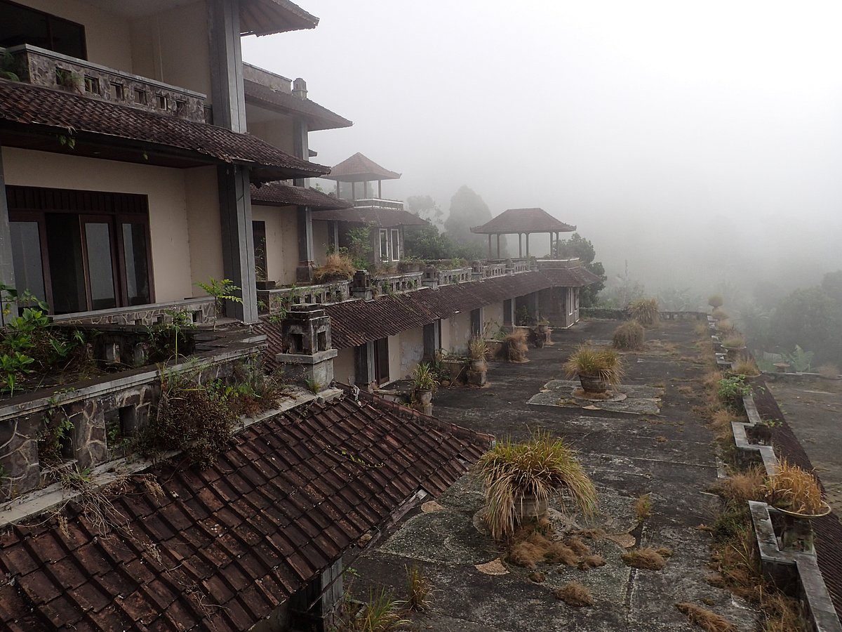 Ghost Palace Hotel