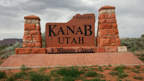 In Kanab, one can explore the national parks and canyons of Southern Utah