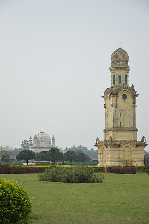 The old Madina Masjid and clock tower