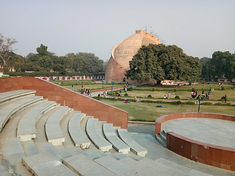 Golghar was built in 1786 under the orders of the former Governor General of India, Warren Hastings