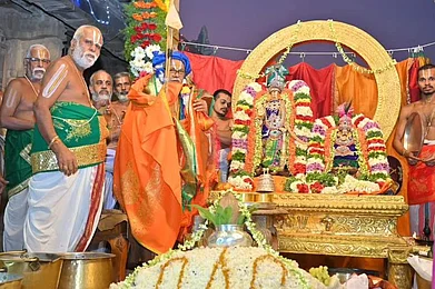 @sri_ahobila_vaibhavam/Instagram : The unique festival takes place at Ahobila