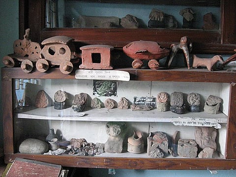 Artefacts of Chandraketugarh