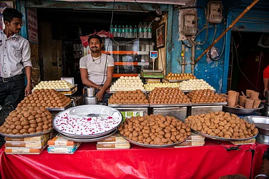 Shutterstock : Must-Try Street Foods In Mathura
