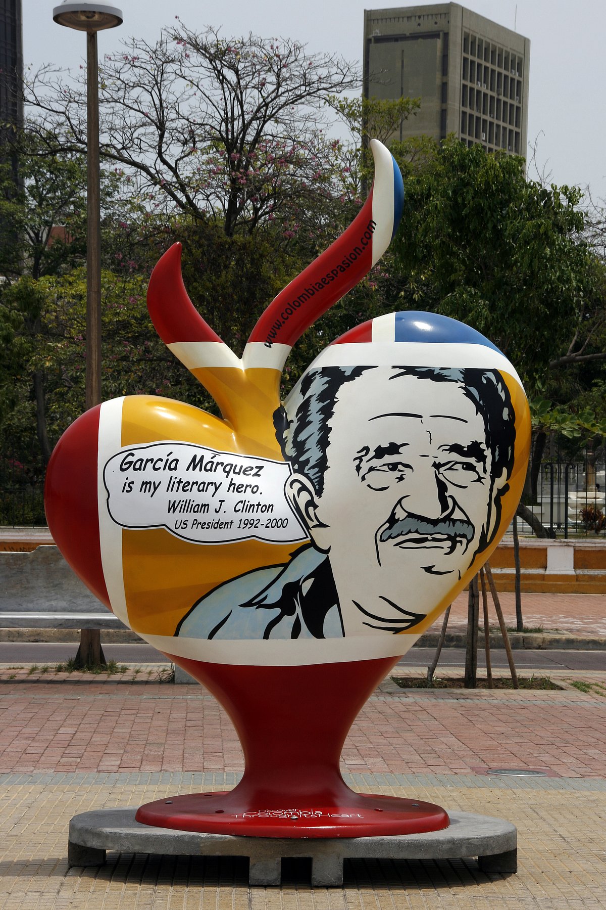 Public art praising Gabriel Garcia Marquez, in Cartagena