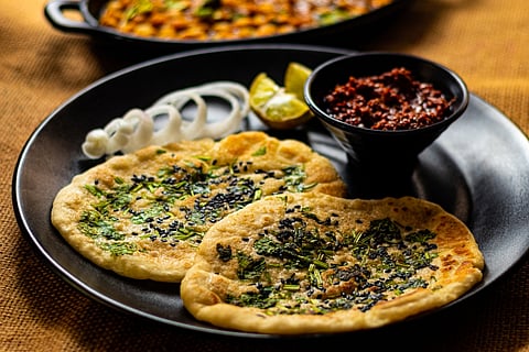 Kulcha served in a plate