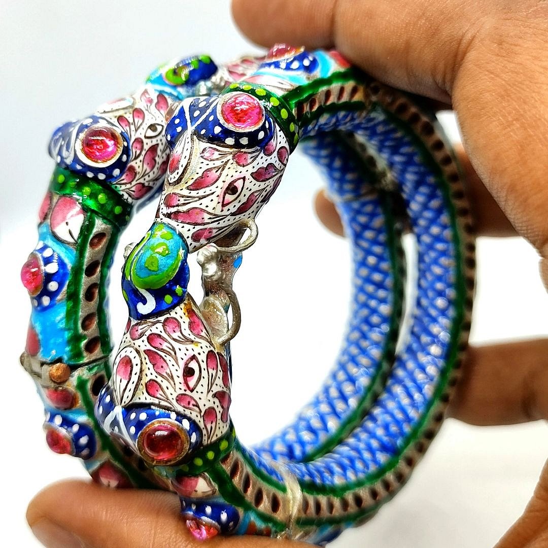 Gulabi Meenakari