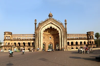 Shutterstock : The Rumi Darwaza, a 60-foot-tall gateway in Lucknow
