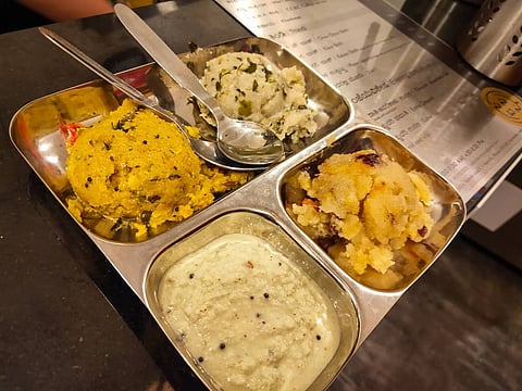 Chow chow bath at Cafe C.C.B.C