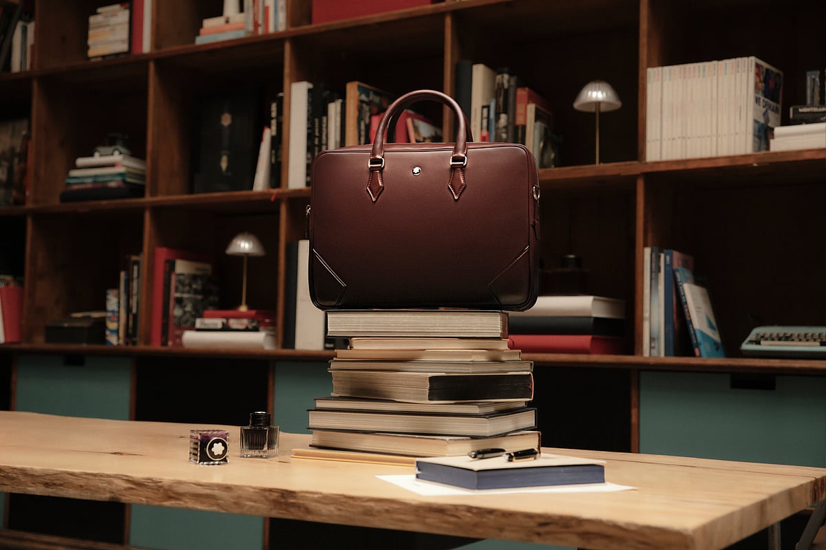 Montblanc Meisterstück Leather Collection is available in a range of exquisite colours, including classic black, burgundy, modern forged iron, and ink blue
