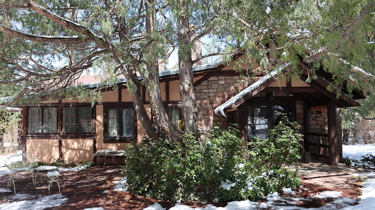 Oppenheimer House, where the scientist lived with his family from 1943 to 1945