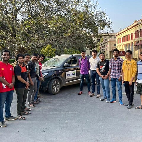 Reddy with IIT BHU students