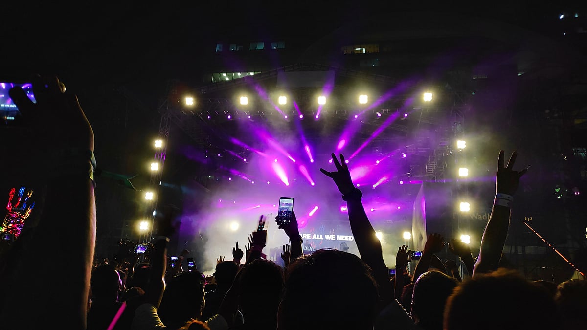 Shutterstock : Mumbais Weekend Extravaganza