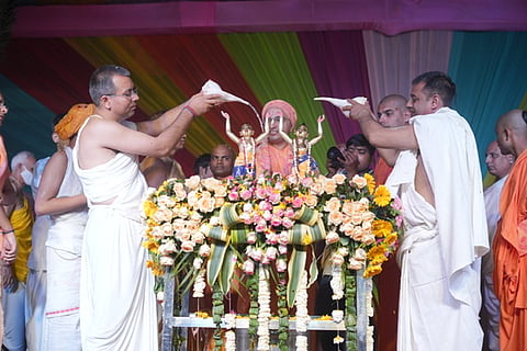 Holi celebrations at Dwarka ISKON