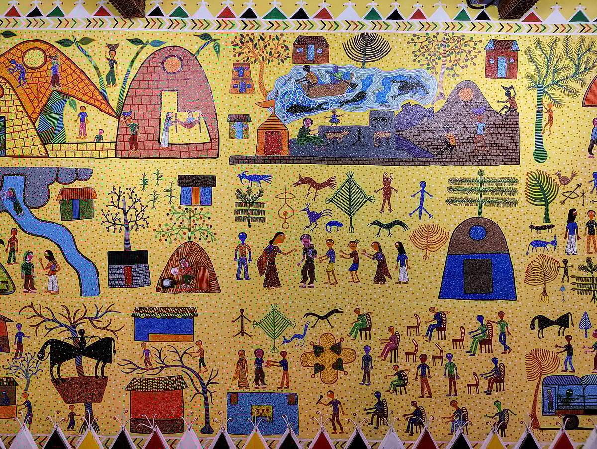 Copyright: Kalpana Sunder : Pithora is a Bheel art tradition which invokes the rain god in areas of less rainfall