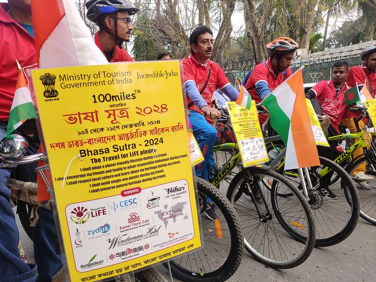 At the launch of the cycle rally to Bangladesh
