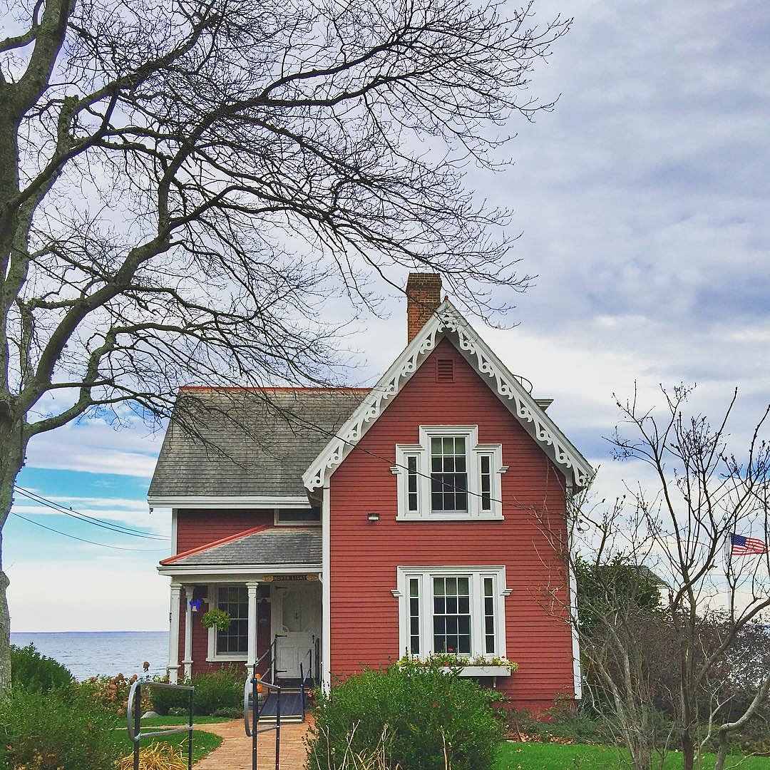 The Moonrise Kingdom Bishop House, located on Conanicut Island near the town of Jamestown