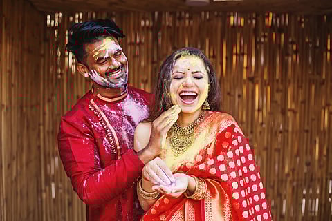 The coastal town of Guruvayur hosts a unique variation known as Manjal Kuli