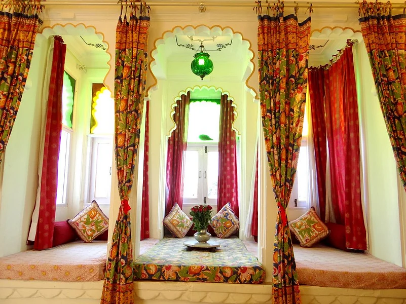 Jagat Niwas is a restored haveli which has all the trappings of a good holiday