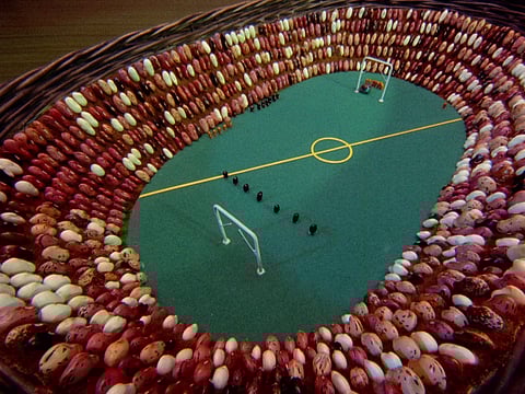 A glimpse from the film 'Scenes with Beans' (1976) by Ottó Foky