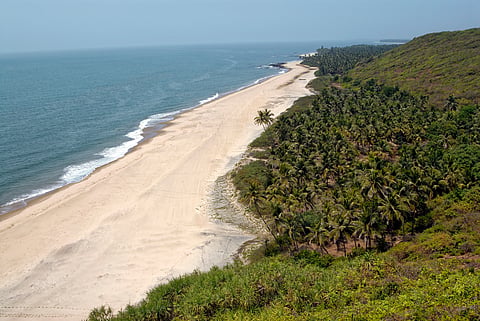 Vengurla is a lesser-known coastal town located on Maharashtra's Konkan coast, boasting a serene beach overlooked by green hills