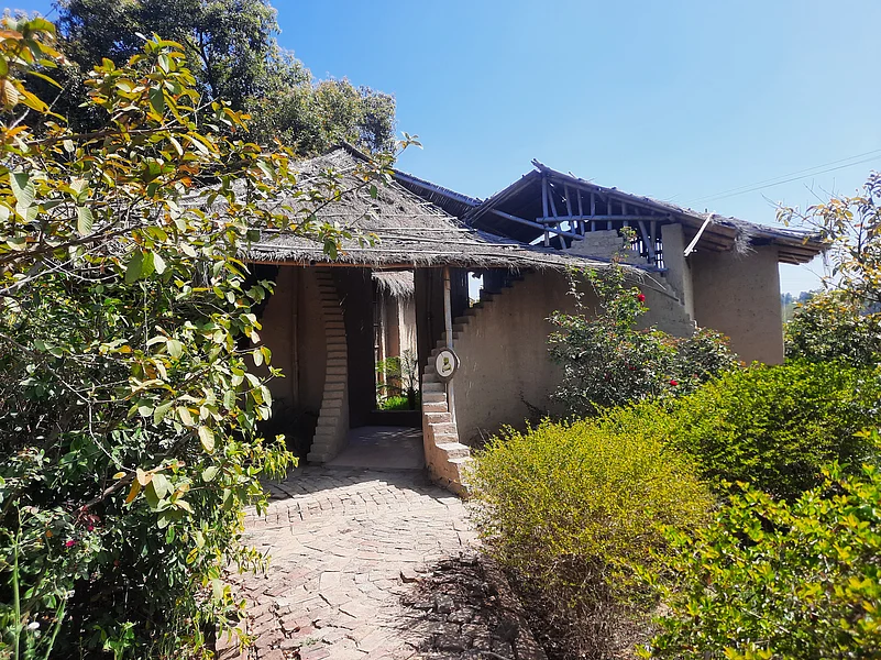 The rustic architecture of Sheorans Rakhigarhi resort