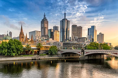 Shutterstock : Melbourne is the coastal capital of the southeastern Australian state of Victoria