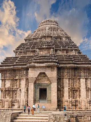 Shutterstock : Konark Sun Temple