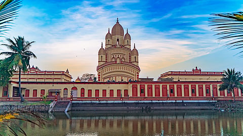The Dakshineshwar Kali Mandir's presiding deity is Bhavatarini, an aspect of goddess Kali
