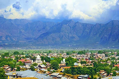 Shutterstock : Srinagar/Representational