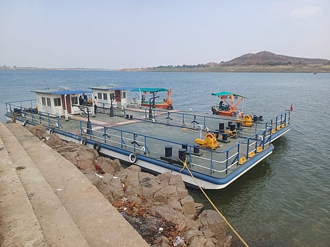 A pontoon