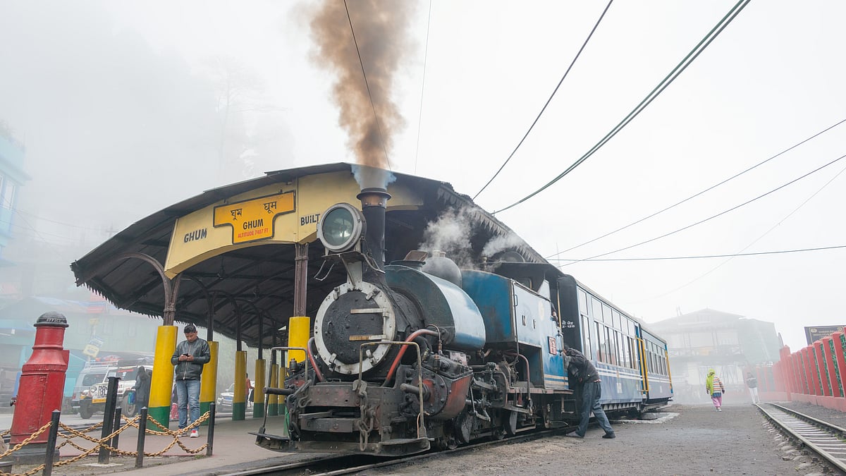 Ghum is home to Indias highest railway station.