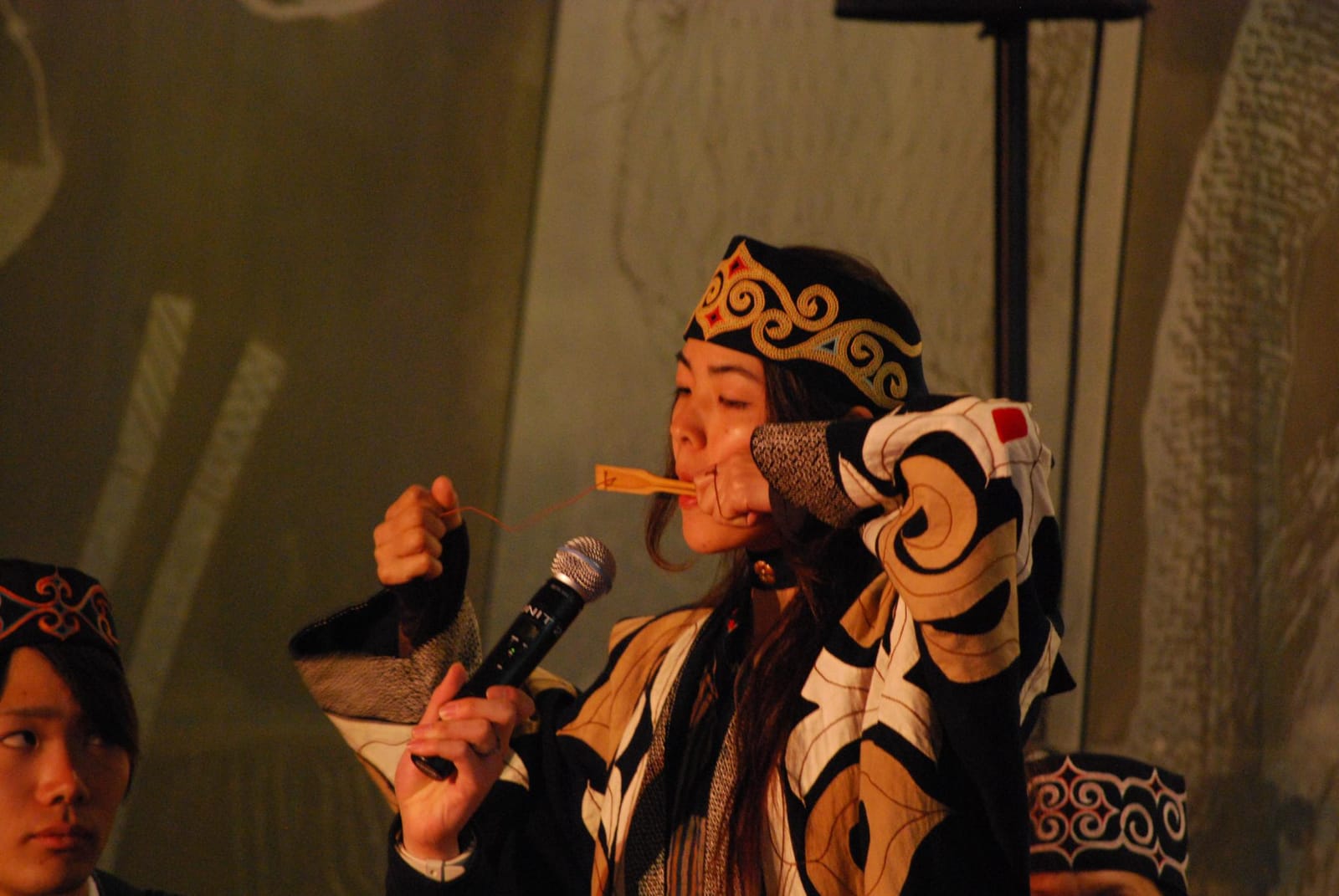 Mukkuri, Ainu mouth harp 