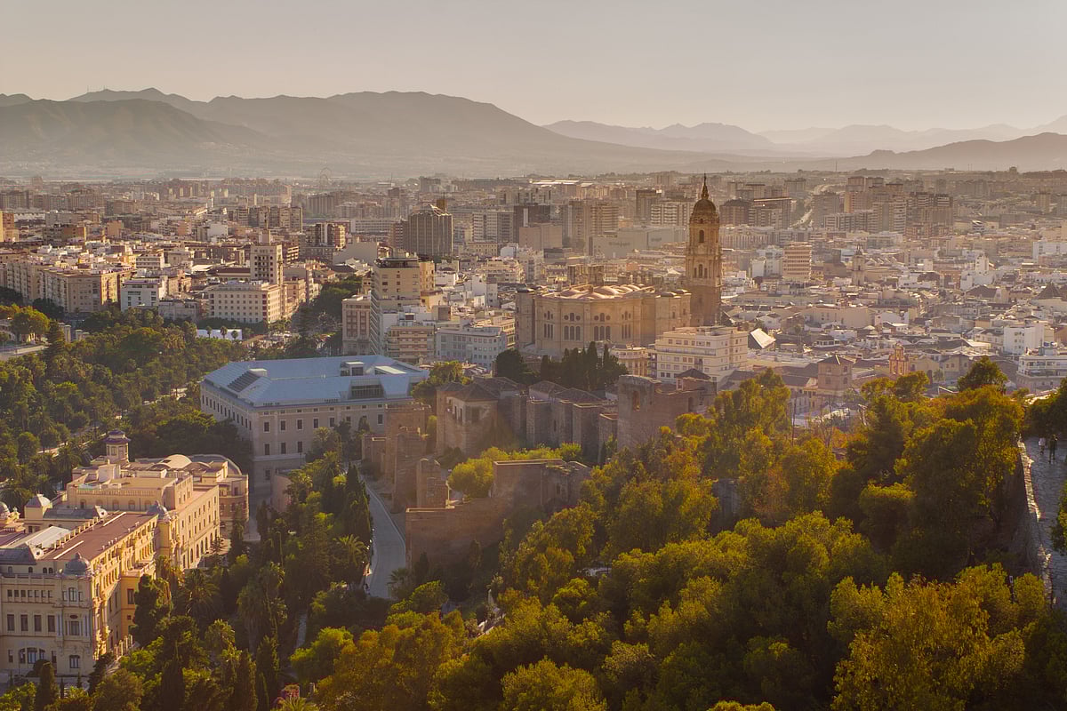 Panoramic view of the old city of Málaga
