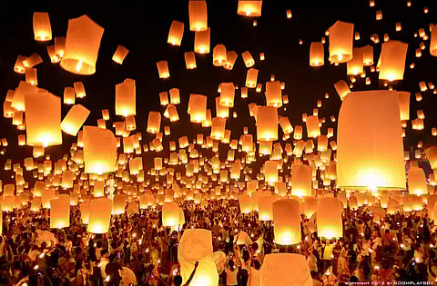 The celebration of Loi Krathong