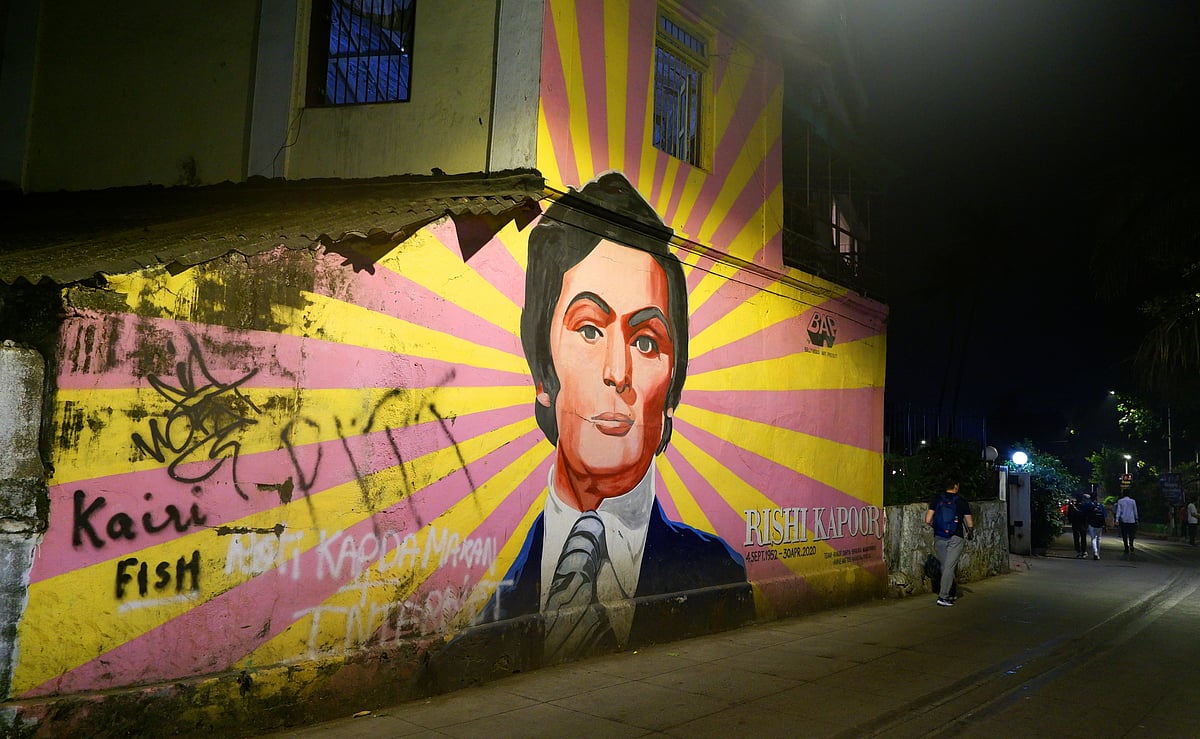 RAMESH R NAIR/Shutterstock : A painting of Rishi Kapoor in Bandra