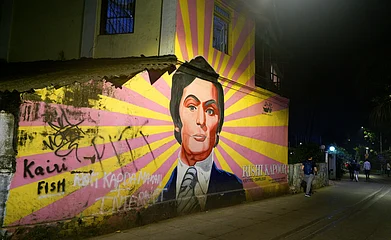 RAMESH R NAIR/Shutterstock : A painting of Rishi Kapoor in Bandra
