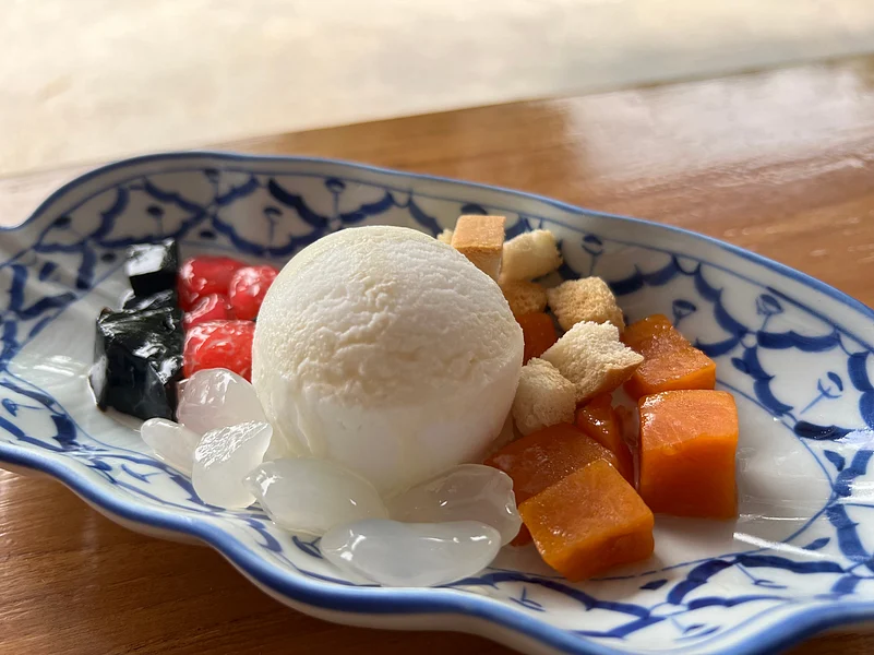 Itim kati or coconut ice cream