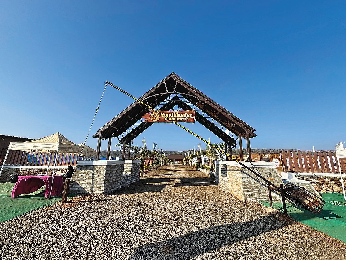 Gandhi Sagar Forest Retreat by Evoke Experiences offers a unique river-facing glamping adventure