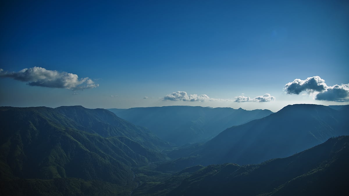 Laitlum Canyon is located in the East Khasi Hills of Meghalaya