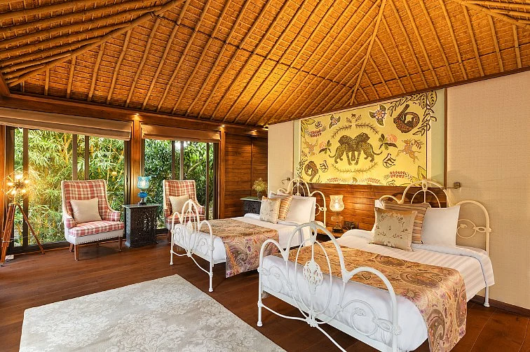 A Seleqtion Villa with twin beds